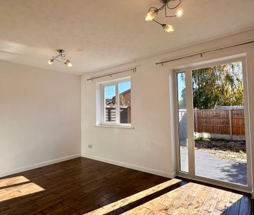 Poole, Dorset - Photo 2