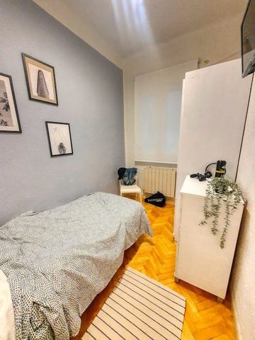 Calle del Príncipe de Vergara, Madrid, Community of Madrid 28006 - Photo 2