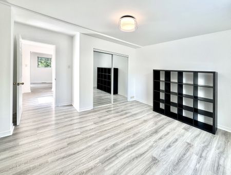 For Lease - 469 Queen Street Unit# A, Newmarket, Ontario - Photo 2