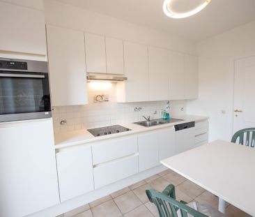 Instapklare woning met tuin en 2 garages in Oeselgem. - Foto 6