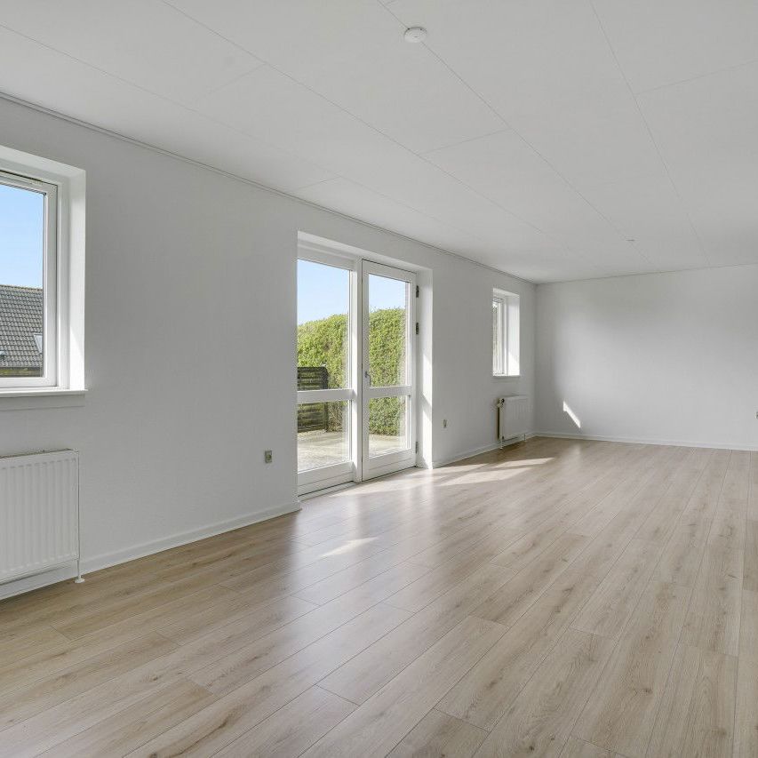 Frederik Maaløe Vænget 27, 5610 Assens - Photo 1