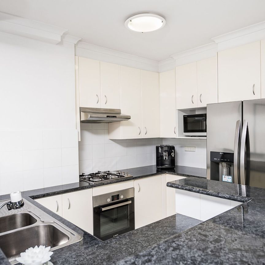 Resort-Style Apartment Living in Prime Location - Photo 1