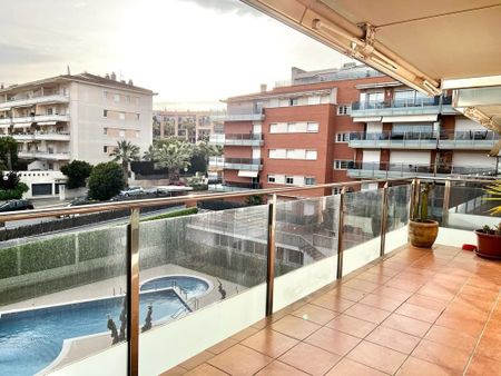 4 room luxury Apartment for rent in Sitges, Spain - Photo 2