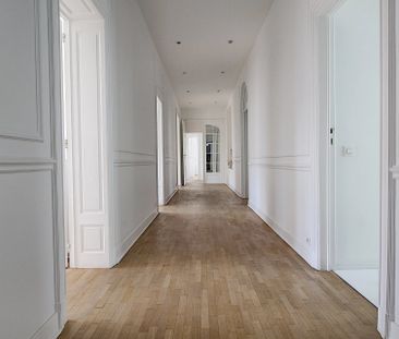 Cinquantenaire - 3-bedroom apartment - Foto 5