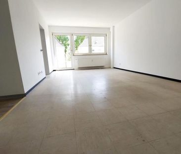 Im besten Alter eine Wohnung bei VIVAWEST - Wohnen ab 60. - Foto 1