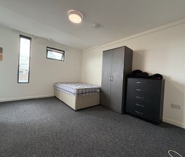 Studio Flat, Mede House, SO15 - Photo 5