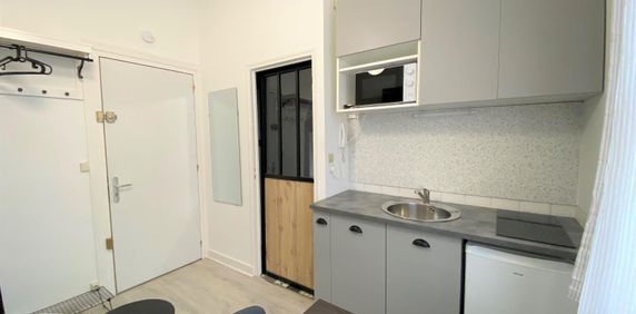 Location Appartement 1 pièce 13m² TOURS 37000 - Photo 2