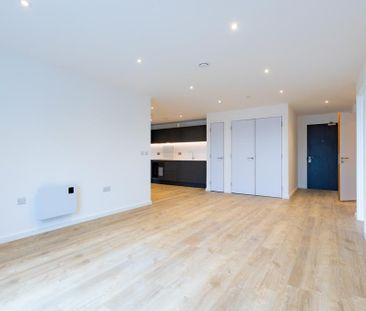 3 bedroom flat to rent - Photo 3