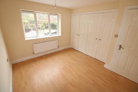Bretby Hollow, Newhall, DE11 - Photo 3