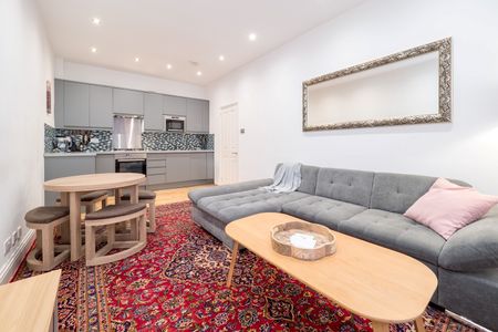 1 Bed Flat, South Kensington, SW7 - Photo 2