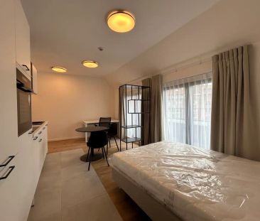 Studio met privatief terras - historische binnenstad - Photo 1