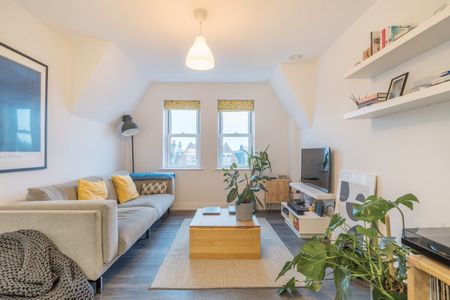 Croydon Road, London, SE20 - Photo 3