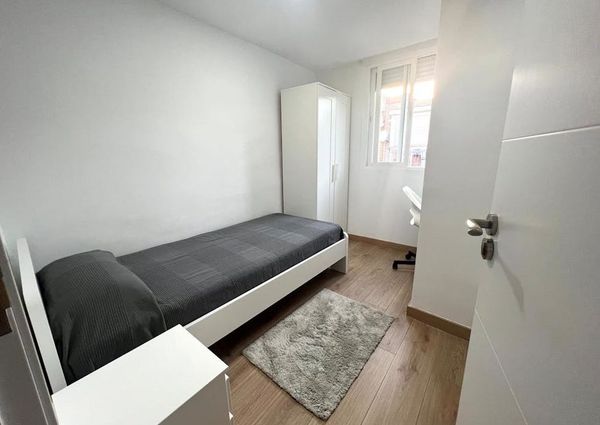 Calle Jiménez e Iglesias, Getafe, Community of Madrid 28903