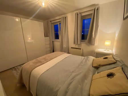 1 Bed Flat, Lucas Gardens, N2 - Photo 2