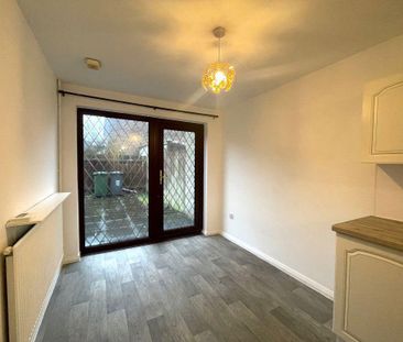 3 bedroom terraced house to rent - Photo 5