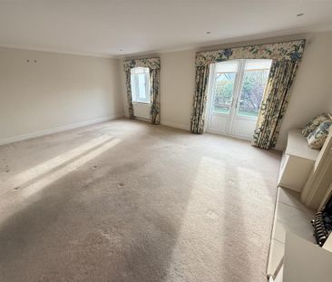 3 bedroom detached house to rent - Photo 2