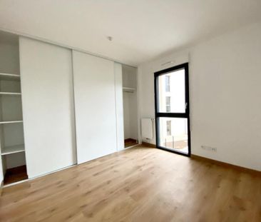 Location Appartement 2 pièces 38m² TOURS 37100 - Photo 2