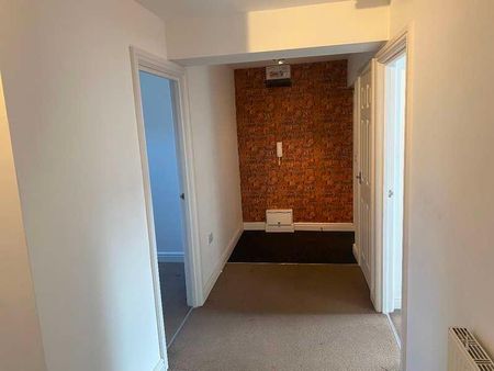 Apartment, Radnor Court, Heath End Road, Nuneaton, CV10 - Photo 3