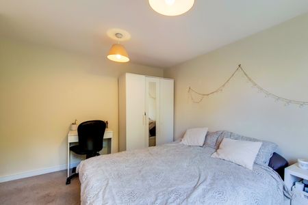 Bedford Hill - Photo 5