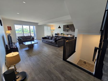 For Lease - 3917 Mitchell Crescent, Fort Erie, Ontario - Photo 2