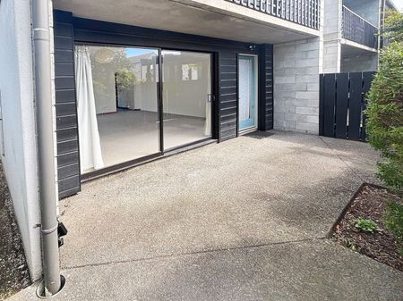 1/168 Kilmore Street, Christchurch Central, NZ 8013 - Photo 2
