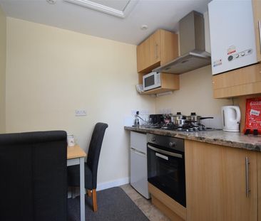 Addingford Lane, Horbury - Photo 3