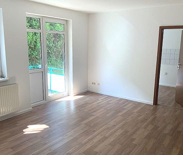 FRISCH RENOVIERTE 2 RAUMWOHNUNG mit Terasse - Photo 1