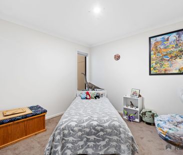 Lovely home in great Location! - Photo 4