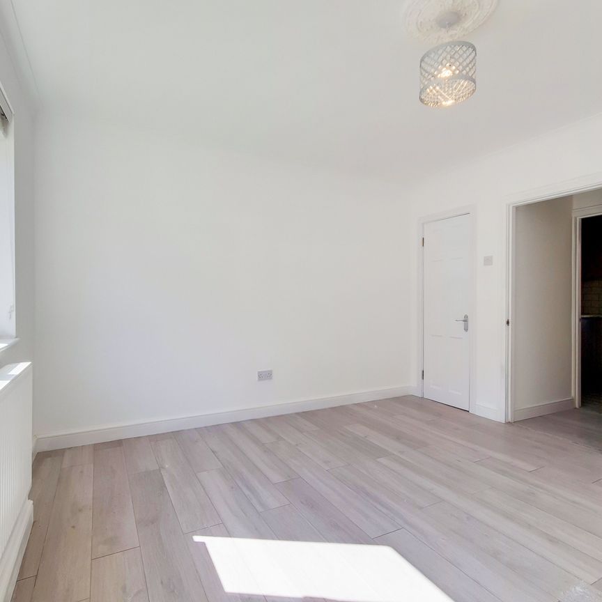 Telham Road - Photo 1