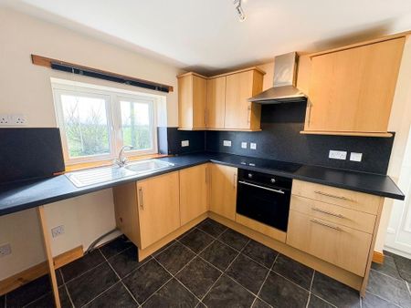 1 bedroom detached house to rent - Photo 3
