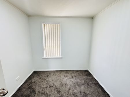 MANUREWA, 3 BEDROOMS - Photo 4