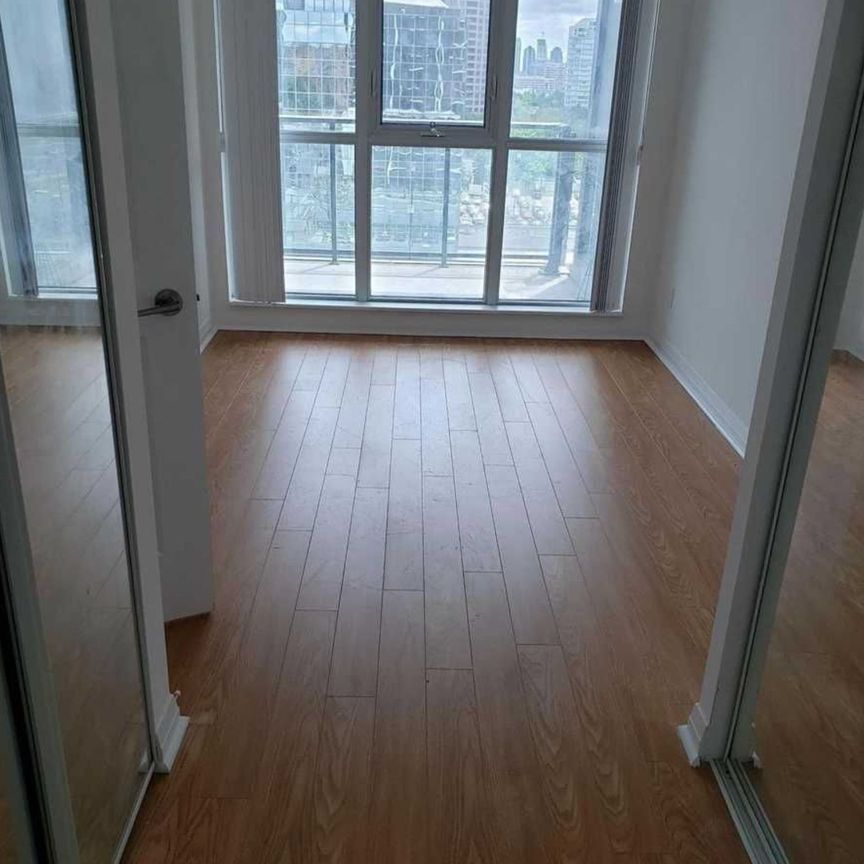 For Lease - 55 Eglinton Avenue Unit# 808, Mississauga, Ontario - Photo 1