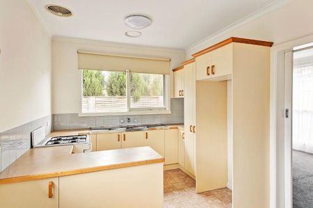 2/13 Blackburn Street, Surrey Hills - Photo 4