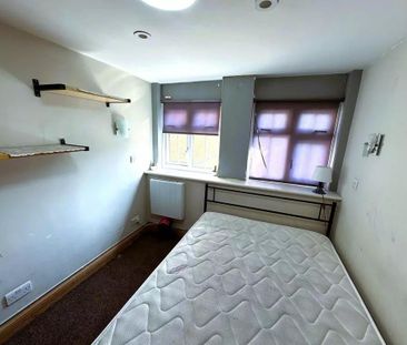 Room in a Shared House, Uphall Road, IG1 - Photo 6