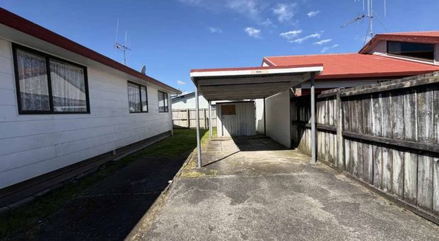 Ham East Honey - Photo 1