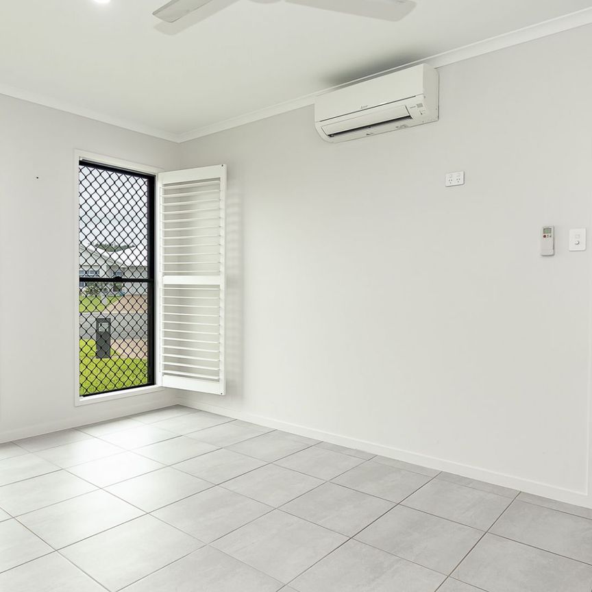 14 Wigton Court, Bushland Beach - Photo 1
