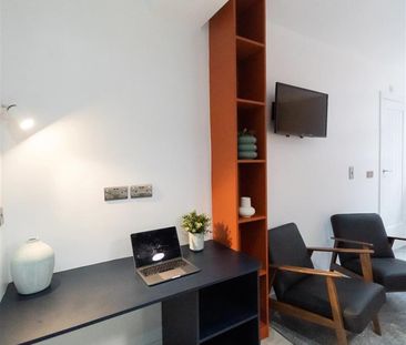 Studio, Neuadd Deiniol Holyhead Road - Photo 4