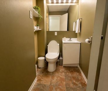 For Lease - 33 Page Street Unit# Bsmt, Toronto, Ontario - Photo 5