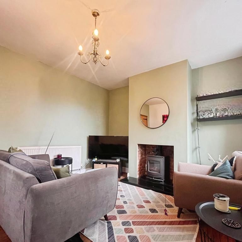 2 bedroom house to rent - Photo 1