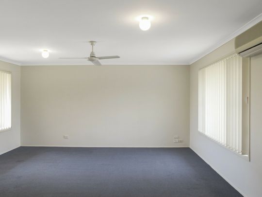 LOW MAINTENANCE LIVING IN IDEAL LOCATION - Photo 1
