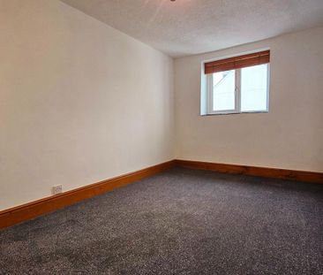 2 bedroom maisonette to rent - Photo 5