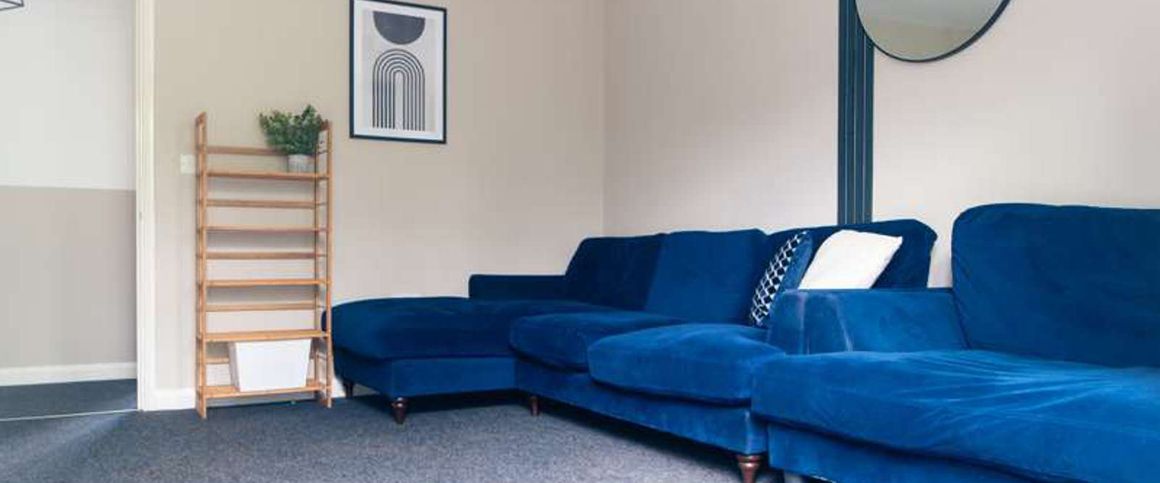Beautifully Refurbished - Photo 1
