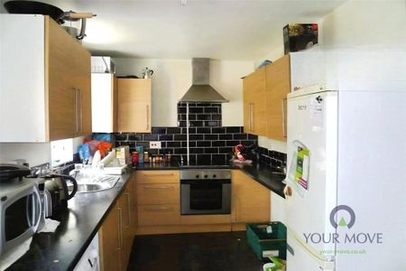 1 bedroom semi-detached house to rent - Photo 2