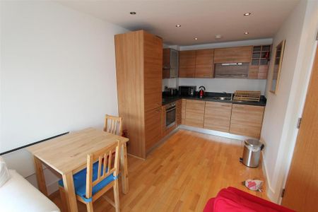 1 bedroom flat to rent - Photo 5