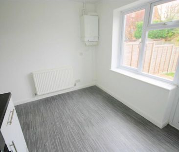 2 bedroom terraced house to rent - Photo 6