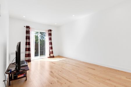 10243 Rue St-Urbain, H3L 2T7, H3L 2T7, Montréal - Photo 2