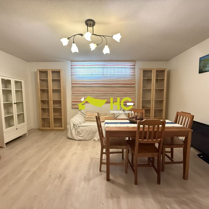 Alquiler Chalet Pareado en Casco Urbano, Villaviciosa De Odón - Photo 1