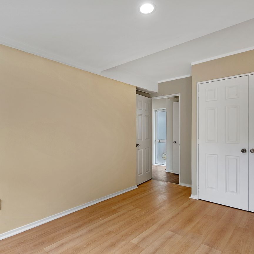 Unbeatable Location - Walking Distance to the Village & Train Station - Photo 1