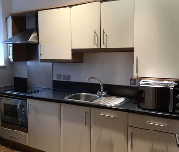 Studio to rent - Photo 2