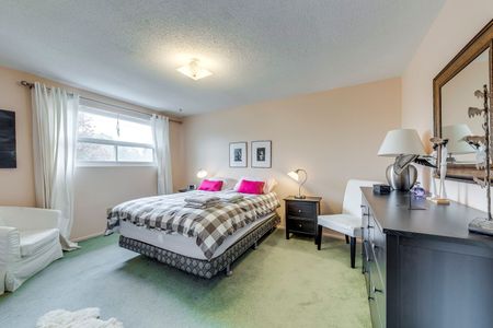 For Lease - 1055 Shawnmarr Road Unit# 202, Mississauga, Ontario - Photo 2